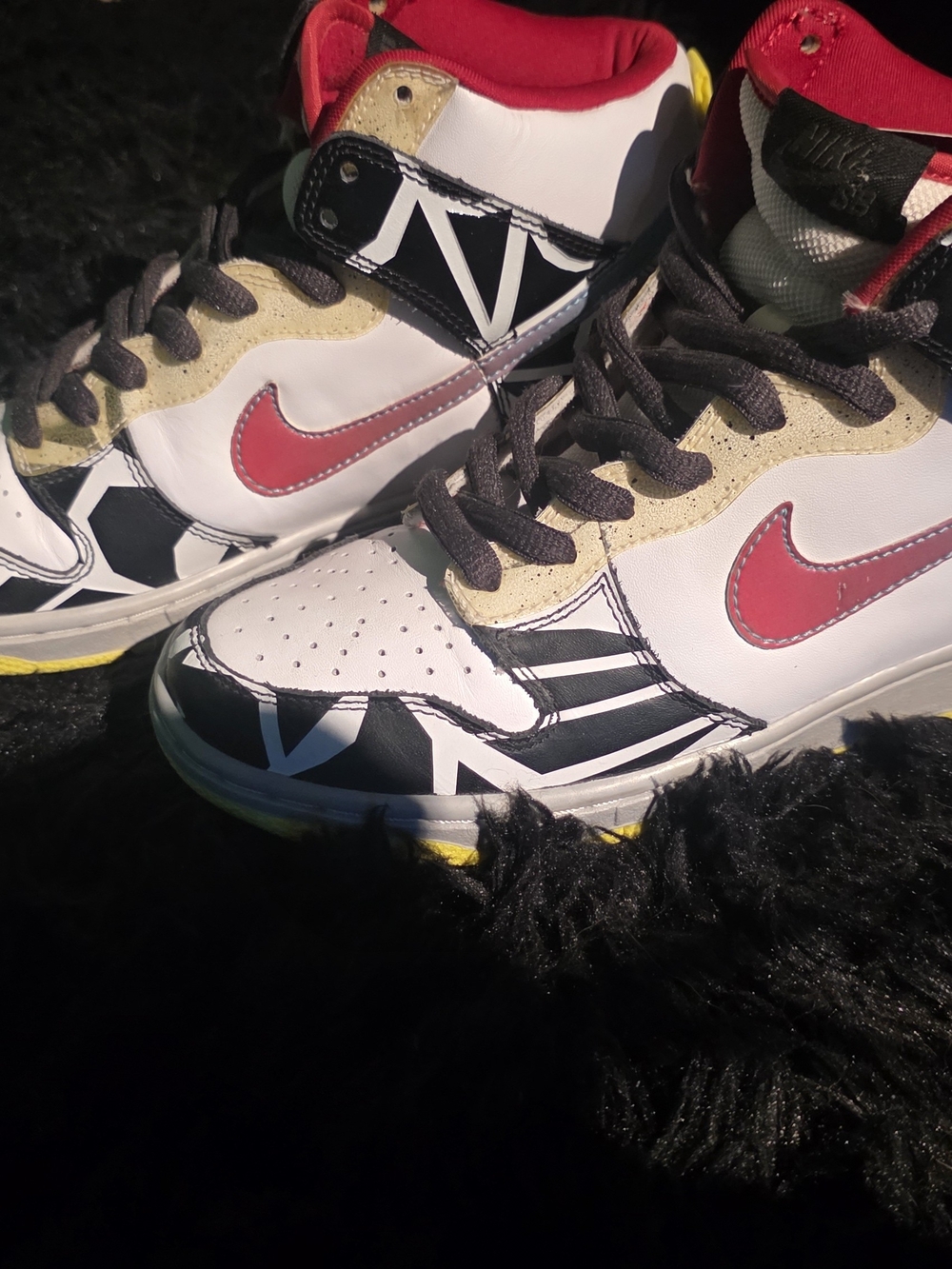 Nike SB Dunk High Thrashin - Picture 2 of 2